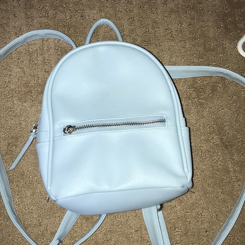 Adorable mini backpack!!
